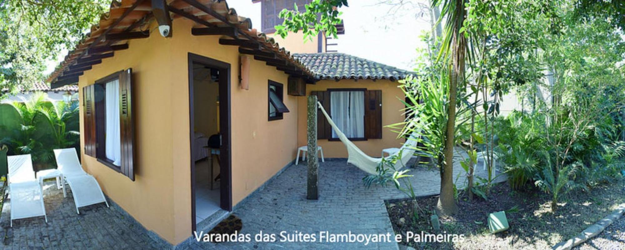 Quarto Familiar com Vista Jardim